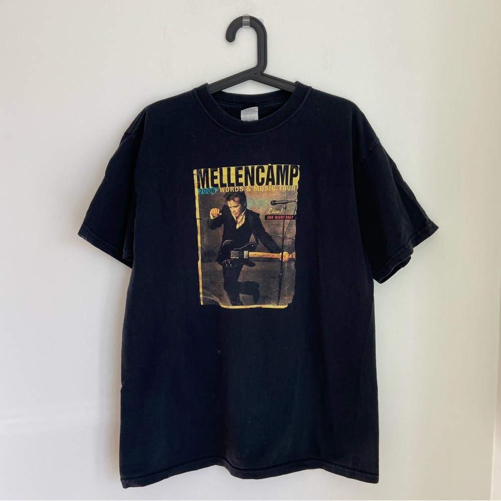 Vintage // John Mellencamp concert tee